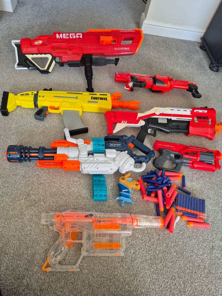 Nerf Guns, bullets and accessories 