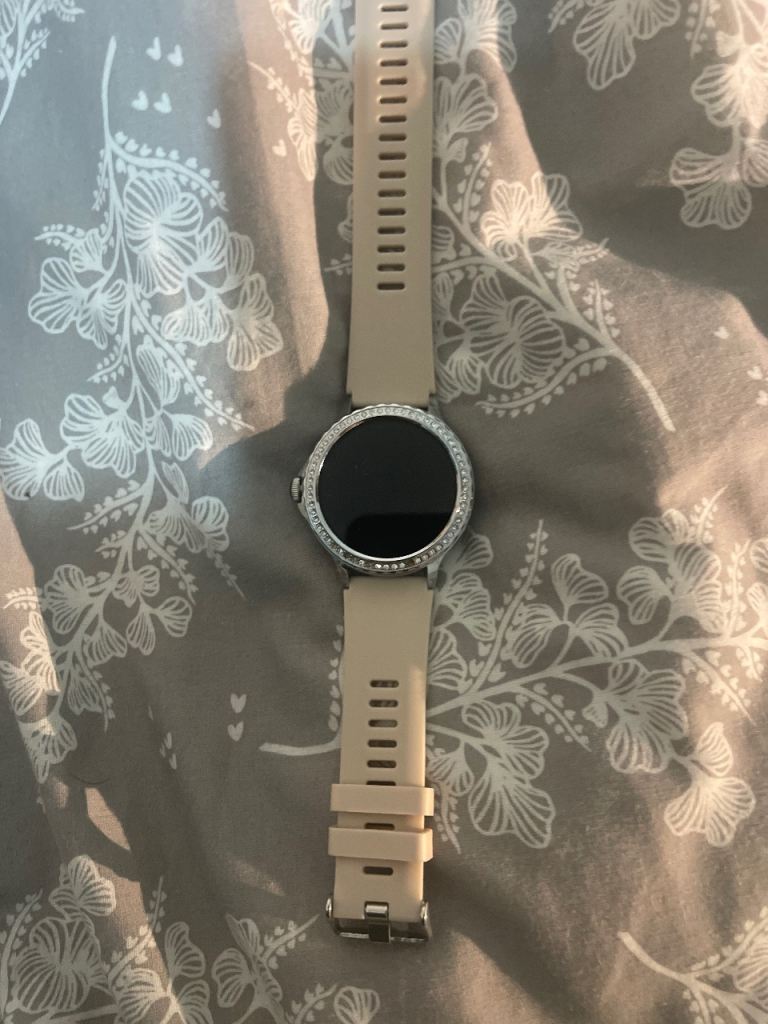 Smart Watch with Gemstone Bezel – Good Condition