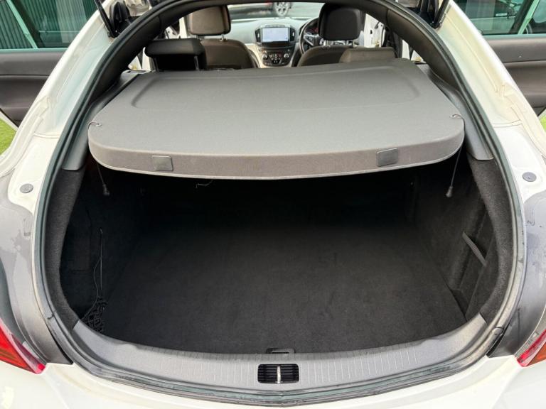 2015 Vauxhall Insignia 1.4i Turbo Limited Edition Hatchback 5dr Petrol Manual Euro 6 (s/s) (140 p...