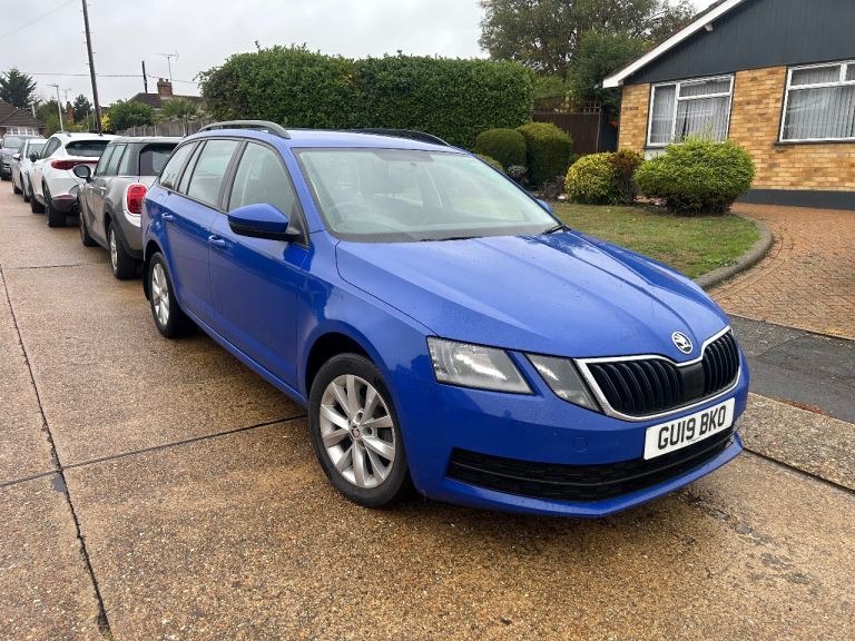 Skoda, OCTAVIA, Estate, 2019, Manual, 1596 cc), 5 doors