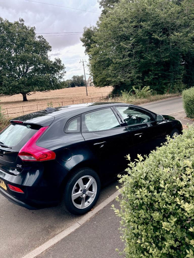 Volvo, V40, Hatchback, 2013, Manual, 1560 (cc), 5 doors