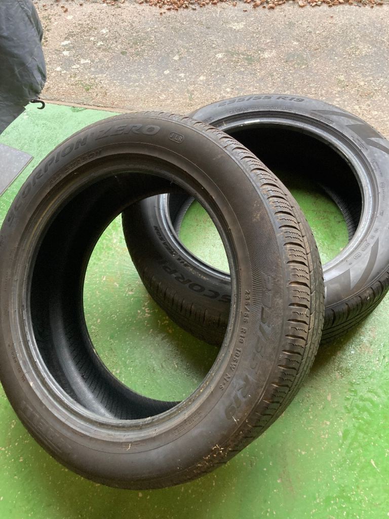 Pirelli Scorpion Zero (JLR) All Season tyres x2