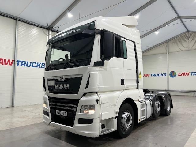MAN TGX 26.460 6x2 Midlift XLX Sleeper Cab Tractor Unit