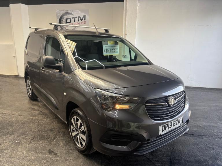 2019 Vauxhall Combo 2000 1.6 Turbo D 100ps H1 Sportive Van PANEL VAN Diesel Manual