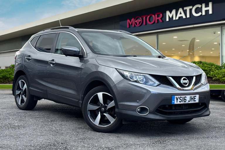 2016 Nissan Qashqai 1.2 DIG-T N-Connecta XTRON 2WD Euro 6 (s/s) 5dr SUV PETROL Automatic