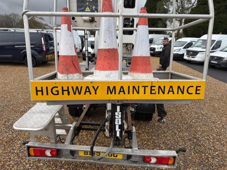 2015 Nissan Cabstar 35.14 dCi Chassis Cab CHASSIS CAB DIESEL Manual