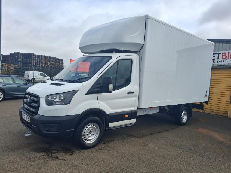 Ford Transit 2.0TDCI 130PS L4 FWD  LUTON WITH TAIL-LIFT EURO 6