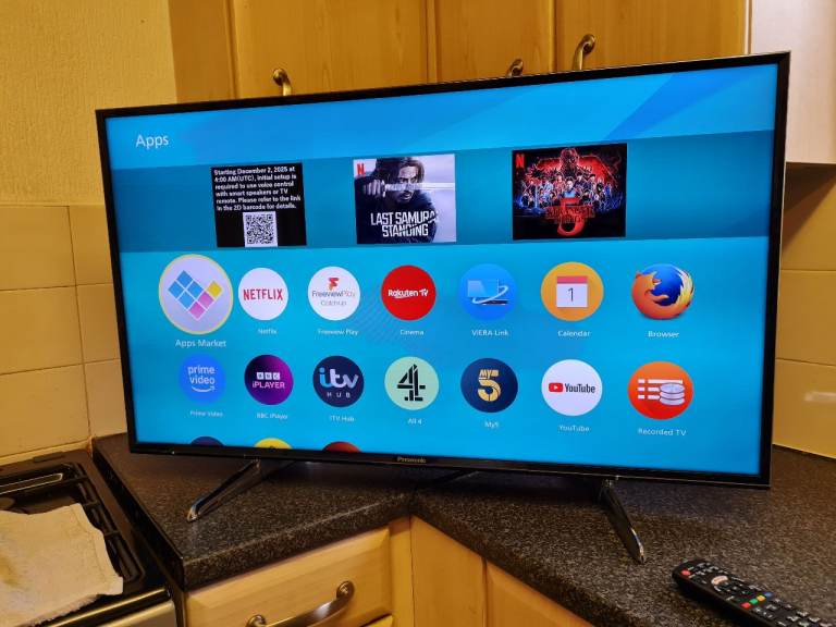 Panasonic 40 Inch 4K Ultra HD Smart TV 