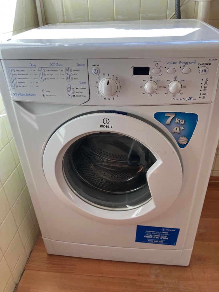 Indesit 7kg Washing Machine - White, Good Condition