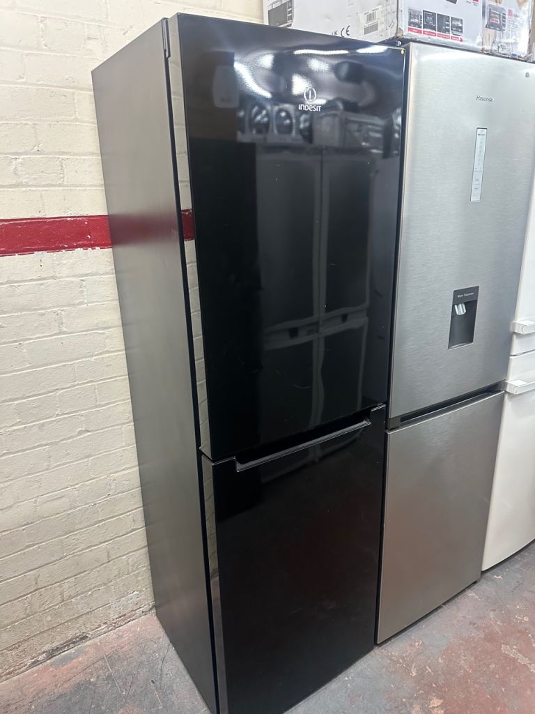 TALL BLACK INDESIT FRIDGE FREEZER 