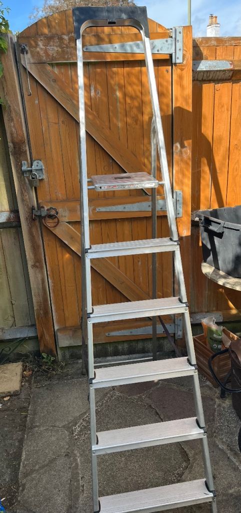 Abru Werner Aluminium Step Ladder – Good Condition