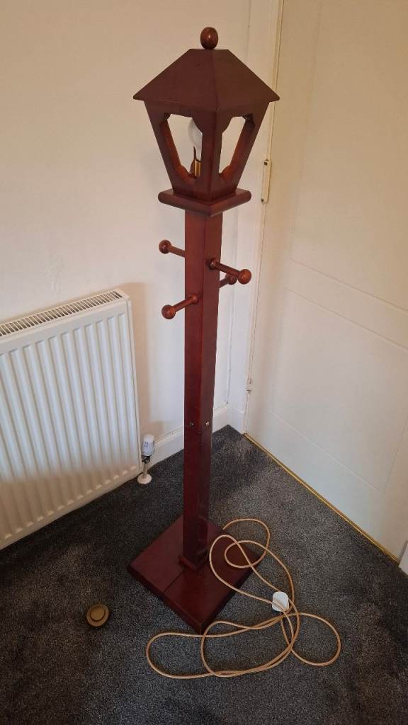 Retro Streetlamp Style Lamp