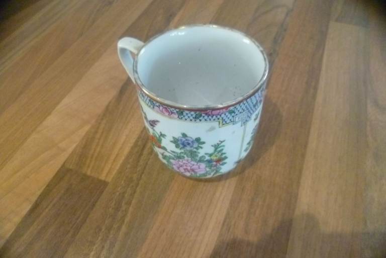 chinese vintage hand painted cup Guang cai porcelain 