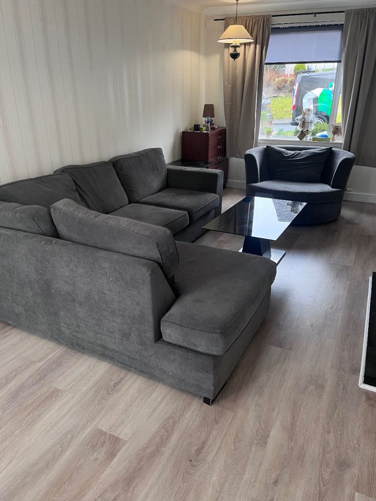 3 bedroom house in east Kilbride 