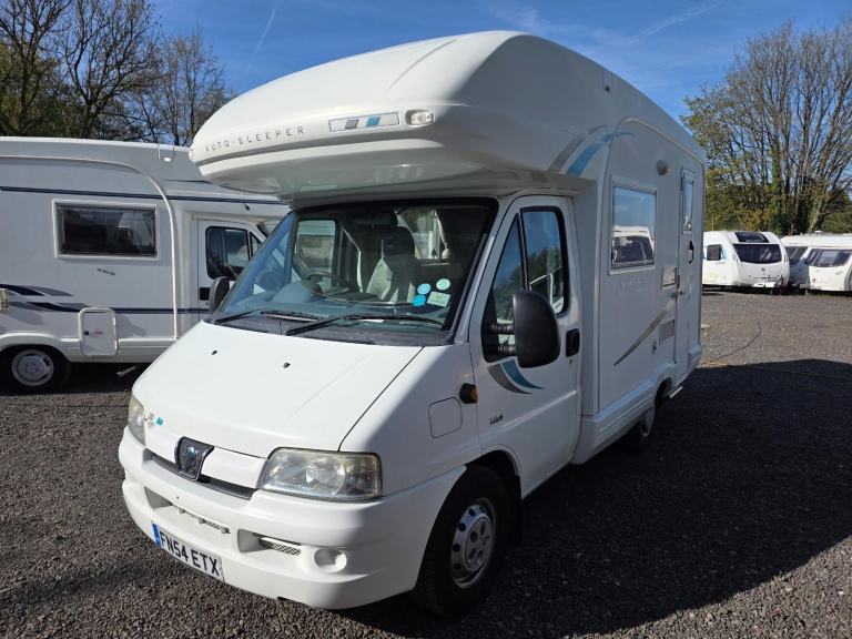 Auto-Sleepers Nuevo HDI 290 LX SWB C/C DIESEL MANUAL 2004/54