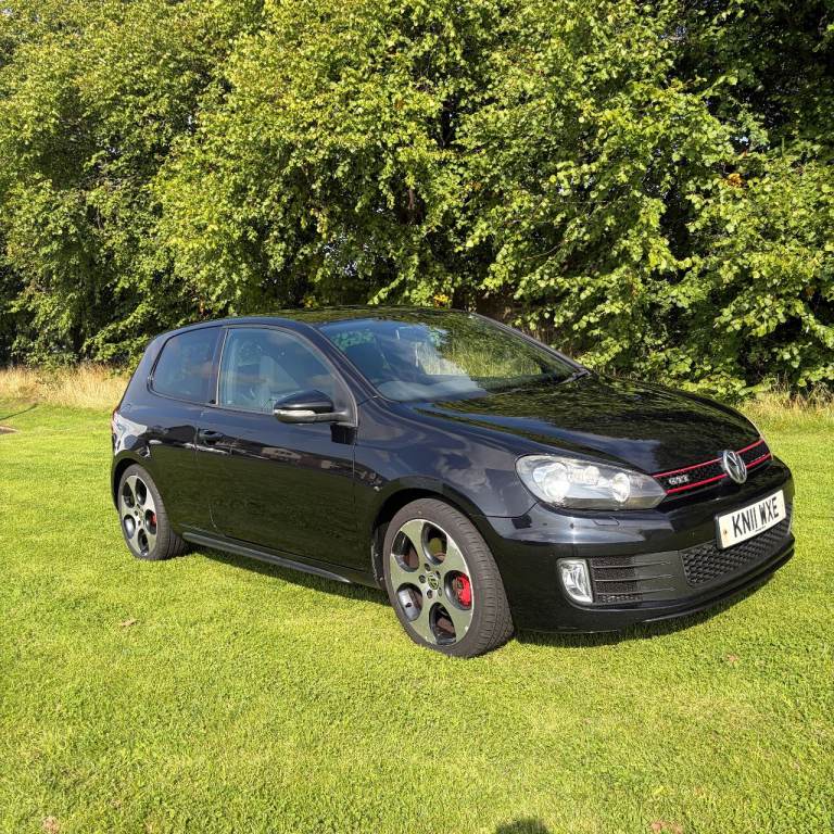 Volkswagen, GOLF, Hatchback, 2011, Manual, 1984 (cc), 3 doors