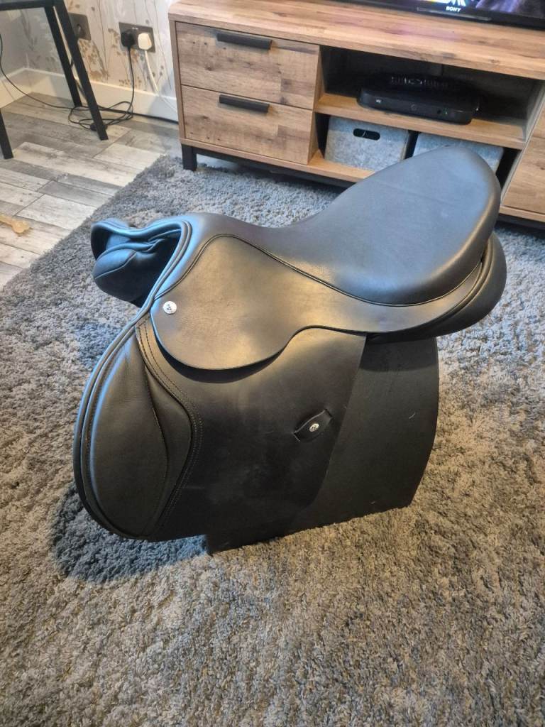 IDEAL 17.5 T&T SADDLE