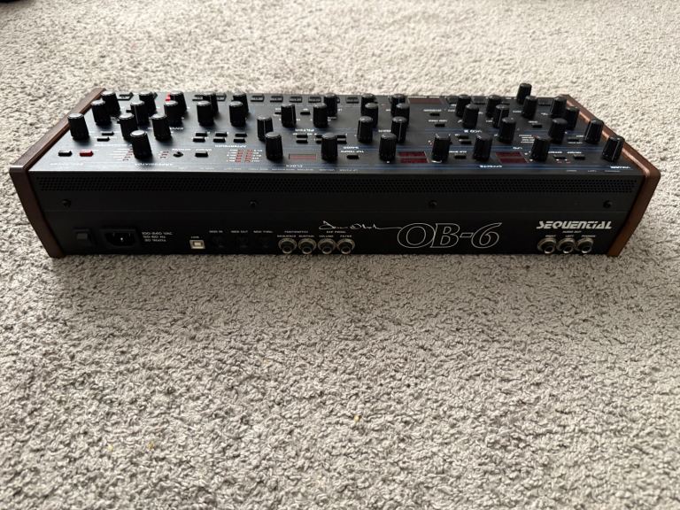 Sequential OB-6 Desktop 6-Voice Polyphonic Synthesizer Black with wood side panels