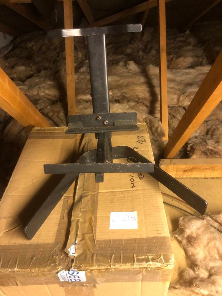 Hi-Fi speaker stands
