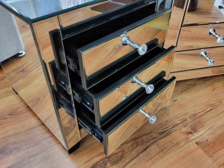 Selection Of Ex-Display Bedside Lamp Tables/Lockers