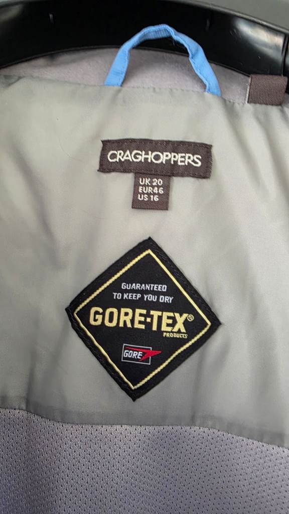 Craghoppers Gore-Tex Waterproof Jacket - Blue, UK 20, Good Condition