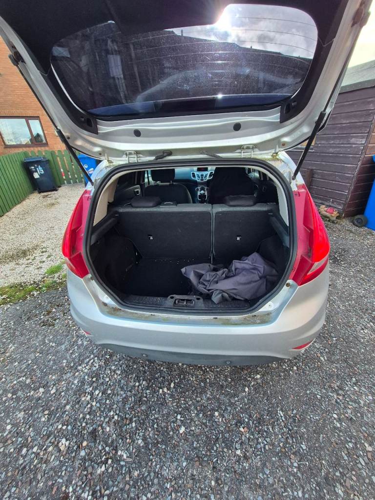 Ford, FIESTA, Hatchback, 2012, Manual, 1399 (cc), 5 doors