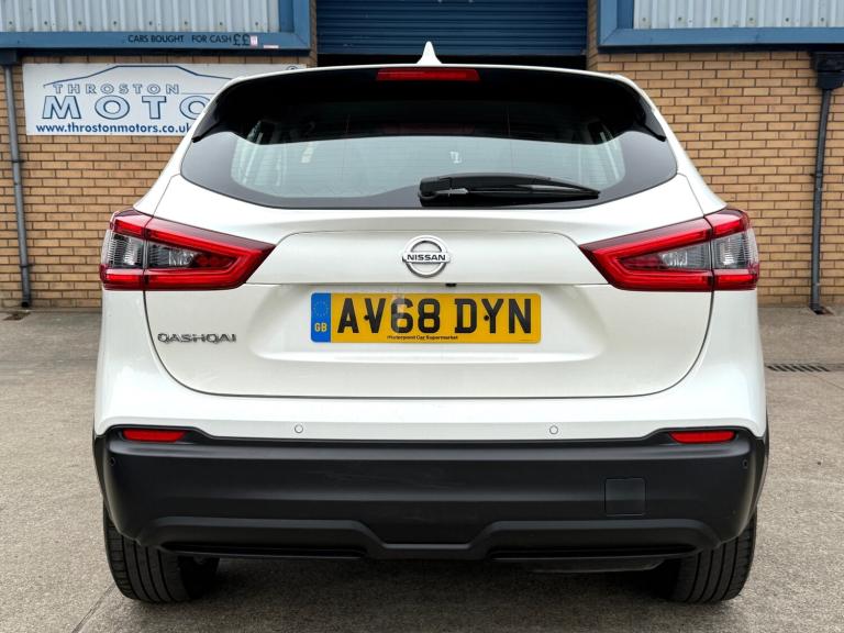 ** GREAT VALUE ** 2018 (68) Nissan Qashqai 1.5 dCi Acenta Premium 5 dr hatchback