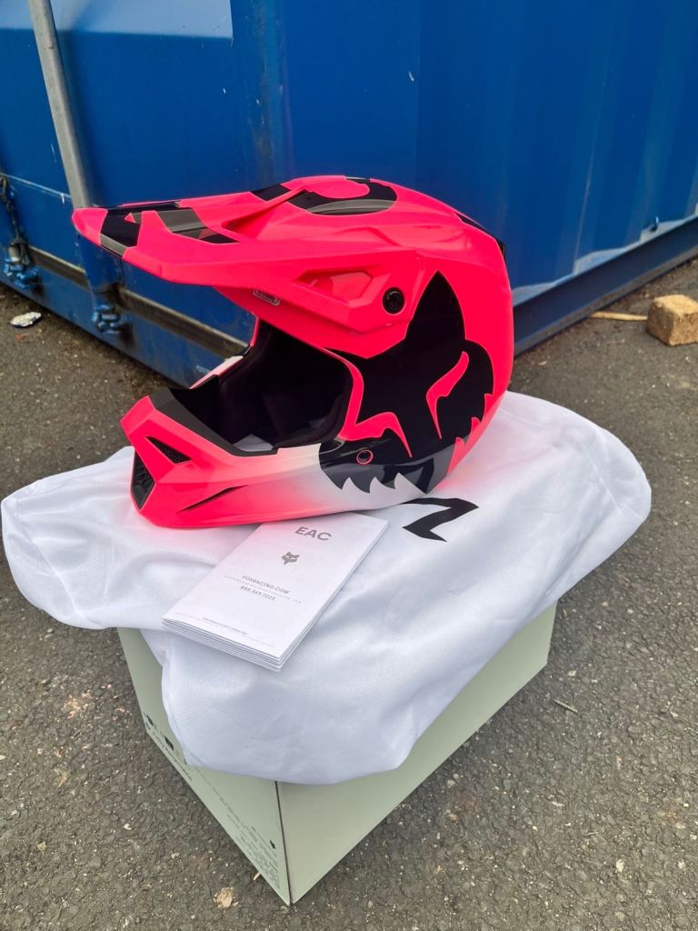   fox v1 mx helmet