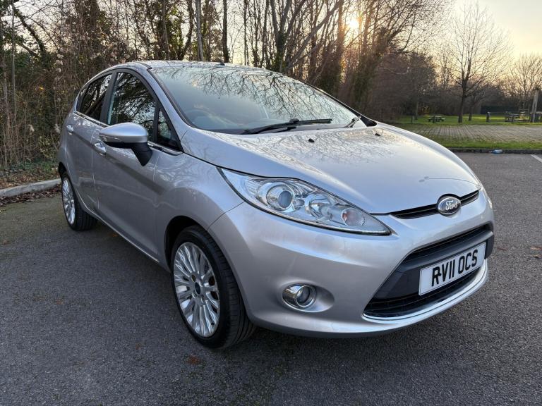 2011 Ford Fiesta 1.4 Titanium 5dr Auto HATCHBACK Petrol Automatic