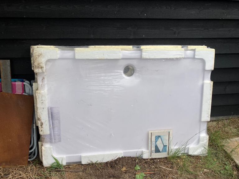 Brand new stone shower tray x 2 - 1400 x 900