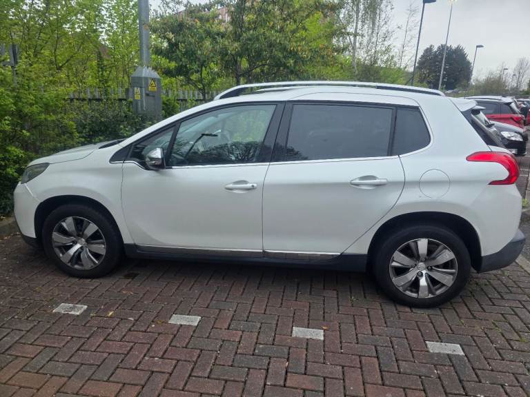 Peugeot, 2008, Hatchback, 2013, Manual, 1199 (cc), 5 doors