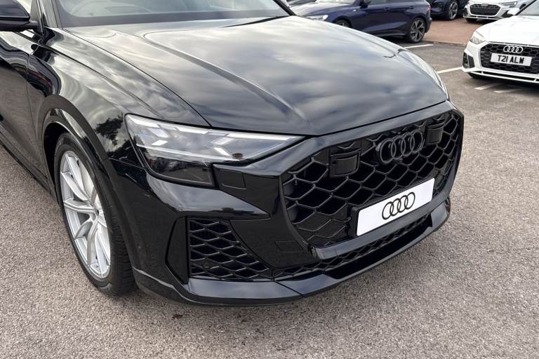 2025 Audi RS Q8 4.0 TFSI V8 Tiptronic quattro Euro 6 (s/s) 5dr SUV Automatic