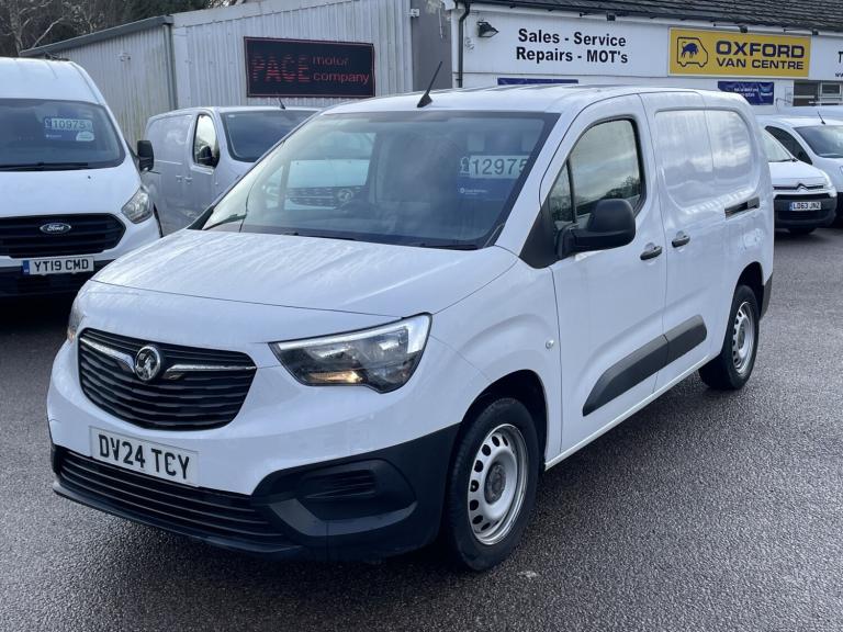 VAUXHALL COMBO 1.5 Turbo D 2300 Prime 2024