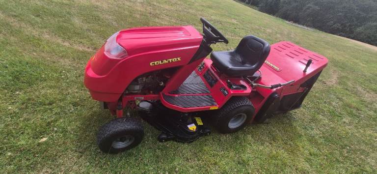Countax Ride-On Lawn Mower – Red, Good Condition