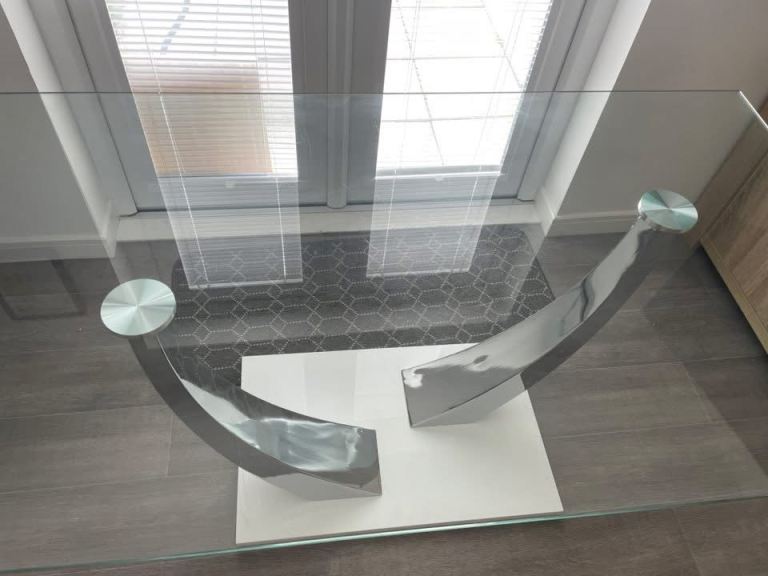 Used Large Glass Dinner Table 160cm x 90cm