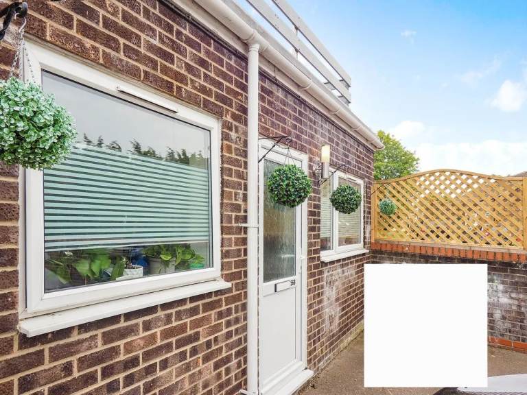 Wymondham Very Spacious Flat For Rent