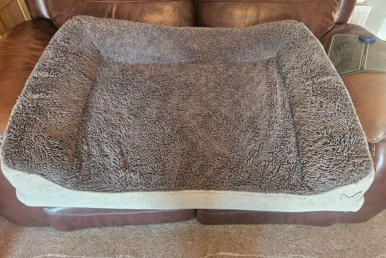 Orthapaedic dog bed