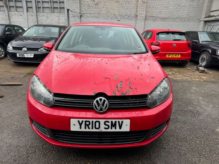 Volkswagen Golf Breaking