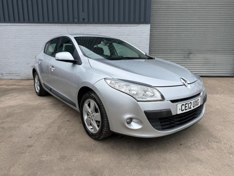 2012 Renault Megane 1.6 16V 110 Dynamique TomTom 5dr HATCHBACK PETROL Manual