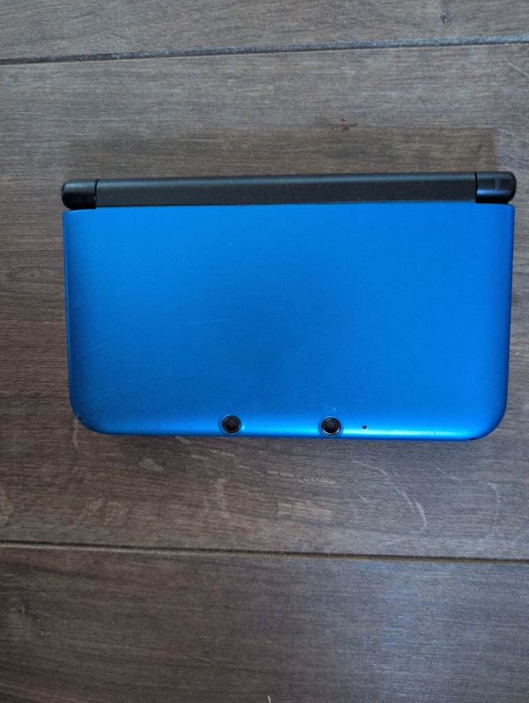 Nintendo 3DS XL Console - Blue, Good Condition
