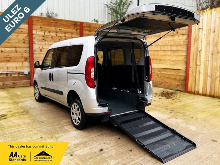2019 Fiat Doblo 3 Seat Petrol Wheelchair Accessible Disabled Access Vehicle WAV MPV Petrol Manual