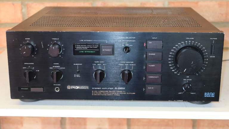 Superb Pioneer Elite A-88X Stereo Amplifier - Fully Working But Cosmetic Issues