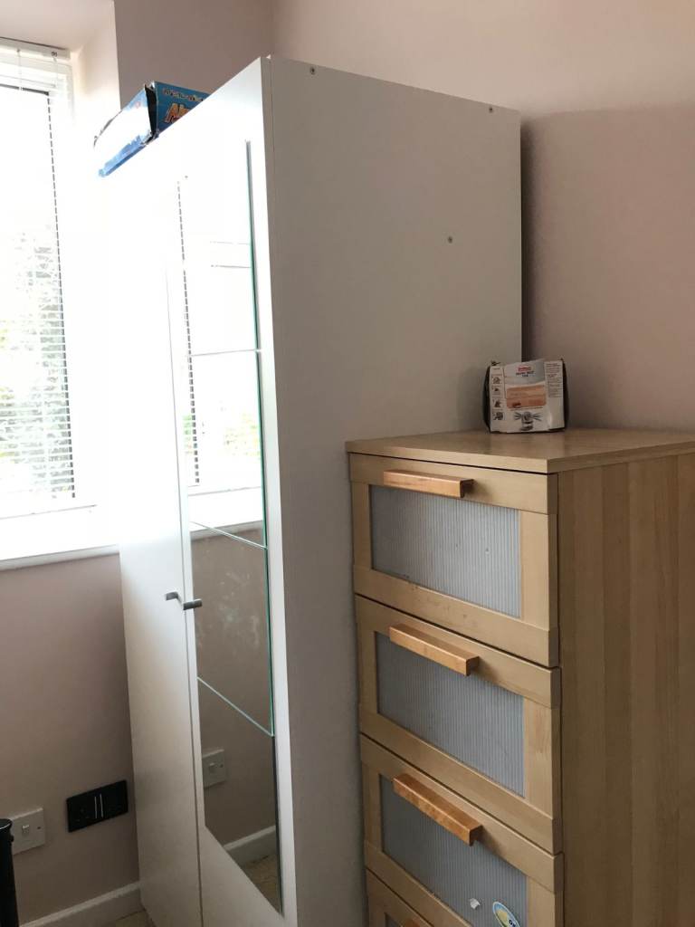 Single room in semidetached house, Incl. bills, internet, cleaning and laundry.