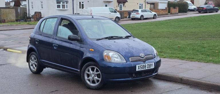2000 Toyota Yaris 1.3 16v VVTi CDX 5dr Auto HATCHBACK Petrol Automatic