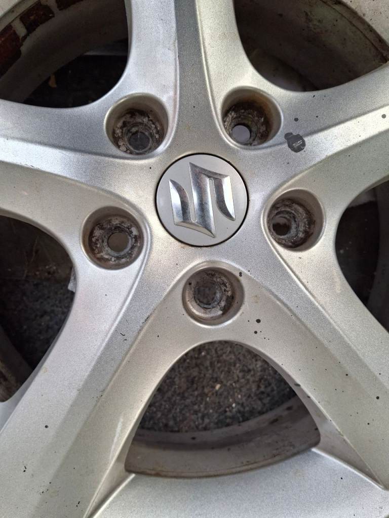 Suziki wheel& tyre