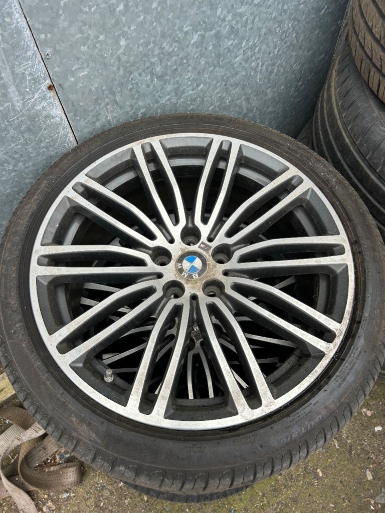 2020 Bmw 5 series M sport wheels genuine 