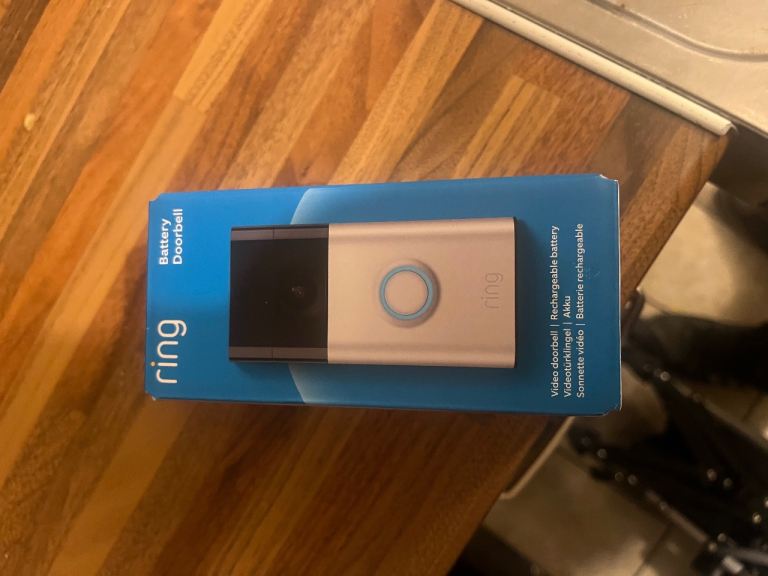 Ring door bell