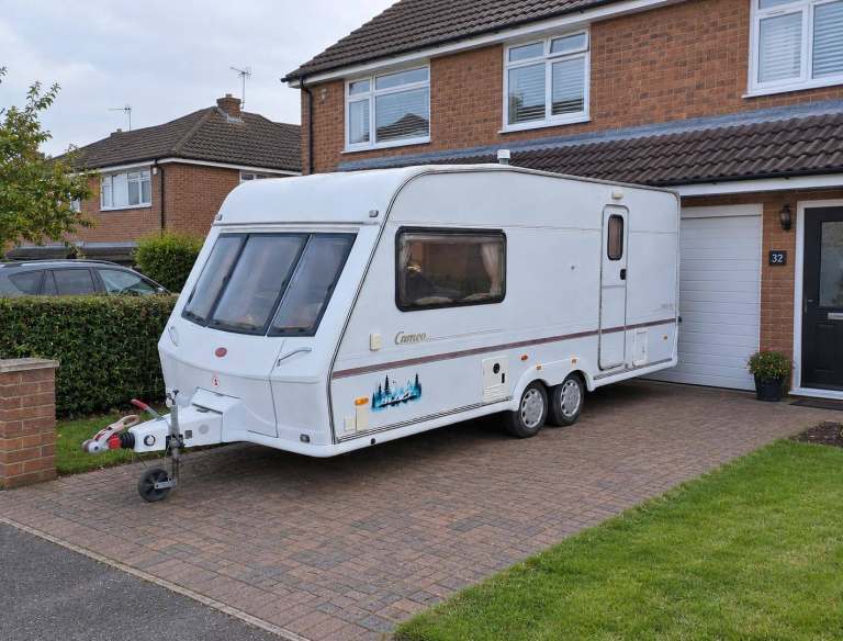 2001 Bessacarr Cameo 500GL 2-Berth Caravan