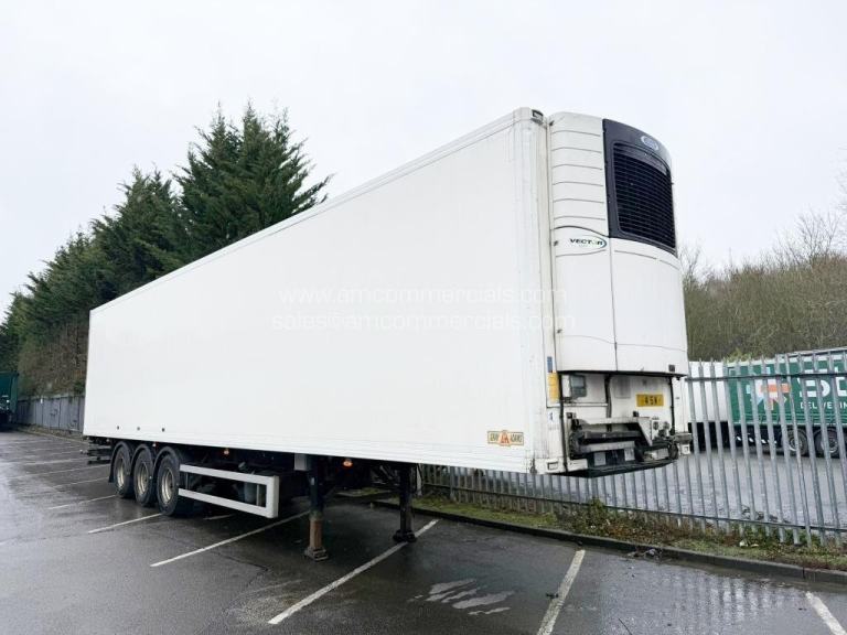 GRAY & ADAMS 4500MM MONO-TEMP FRIDGE TRI AXLE TRAILER