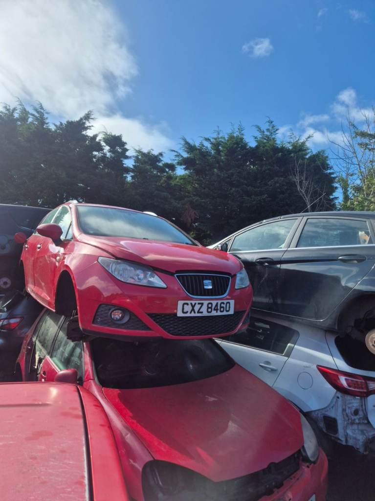 2011 SEAT IBIZA ESTATE 1.4 16V PETROL BREAKING FOR PARTS